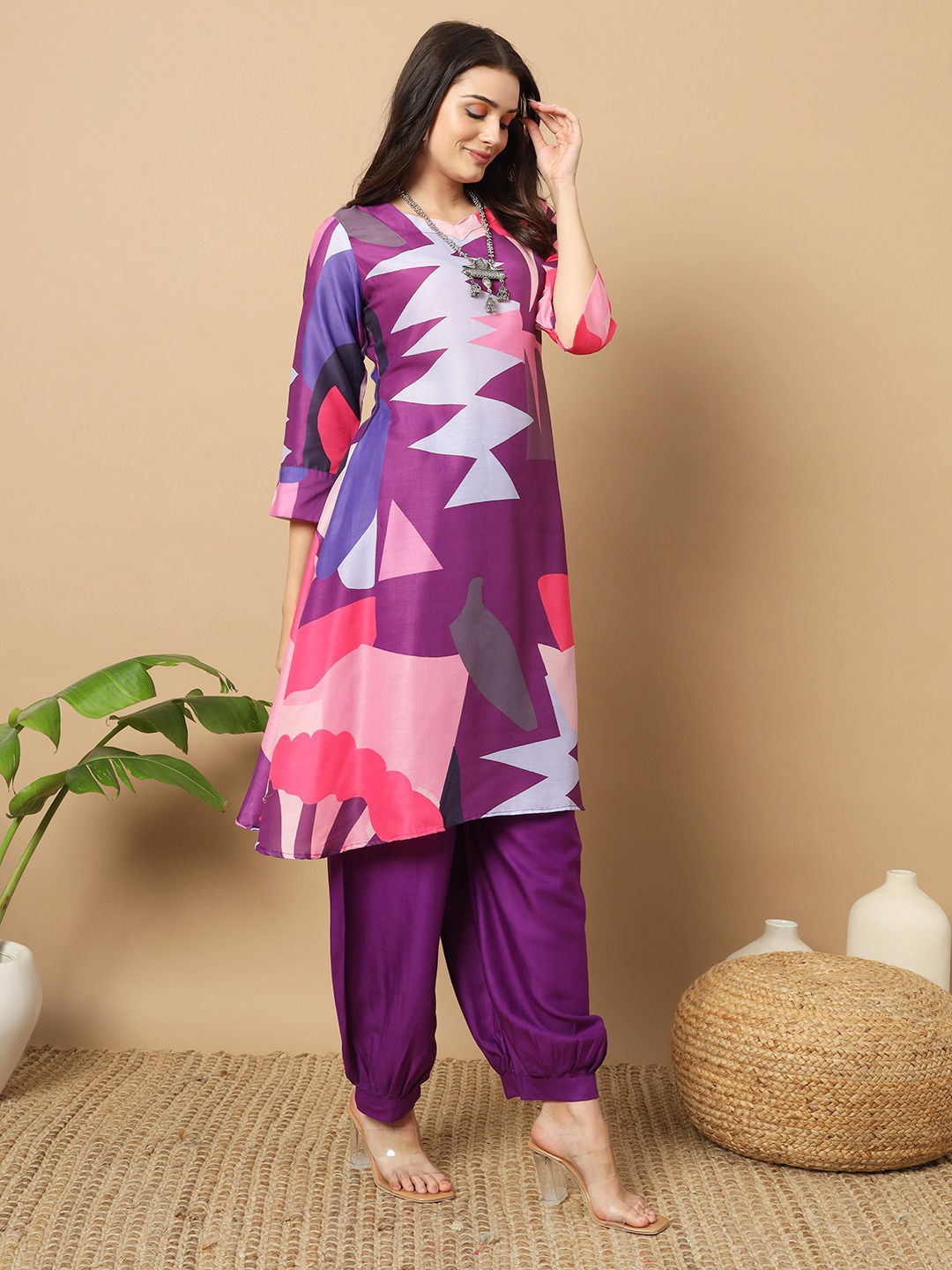 Vt Designer Muslin Digital Printed Kurti With Bottom Orders In India
